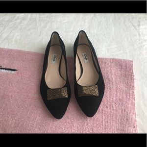 Clarks suede flats